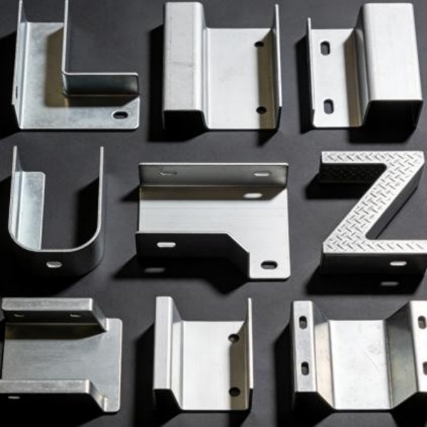 Прецизионные детали для лазерной резки из углеродистой стали